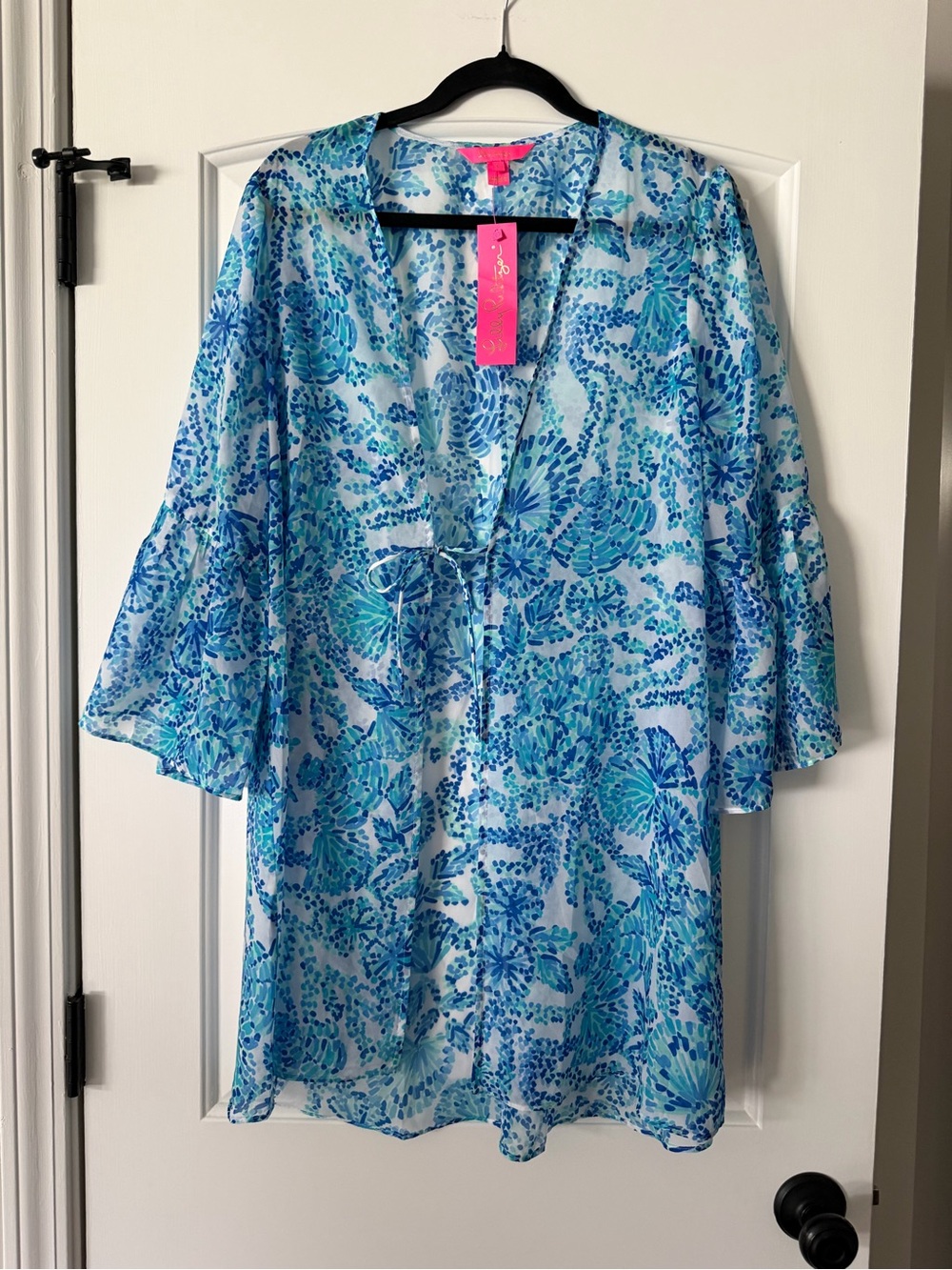 NWT Lilly Pulitzer Motley Coverup size Large - original retail $138